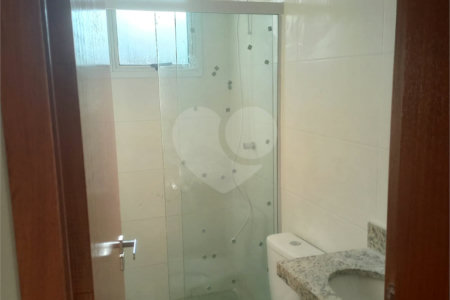 Casa em condomínio para alugar com 2 quartos em Vila Germinal, São Paulo, SP