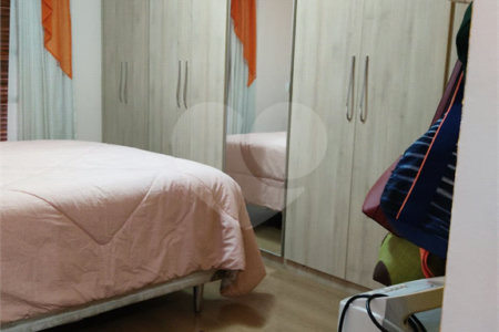 Sobrado à venda com 3 quartos, sendo 1 suíte, em Jardim Franca, São Paulo, SP