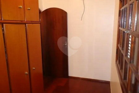 Casa à venda com 3 quartos, sendo 1 suíte,  em Vila Campesina, Osasco, SP
