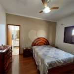 Casa à venda com 4 quartos, sendo 2 suítes, no condomínio Nascente do Jaraguá, Araraquara - SP