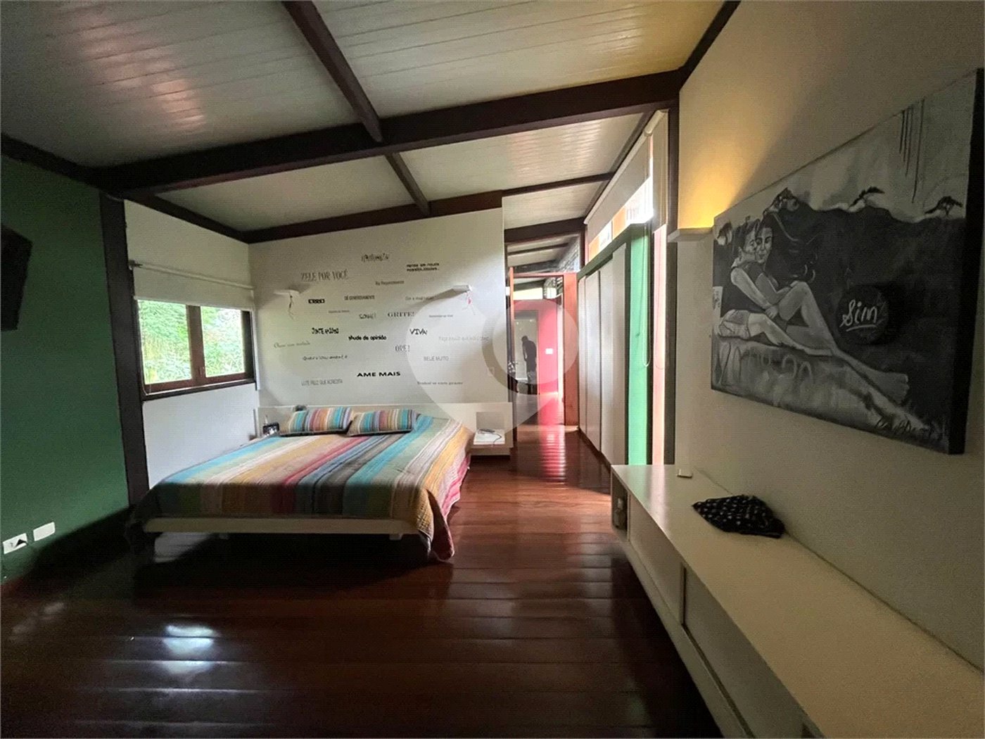 Casa à venda com 3 quartos, sendo 1 suíte, no condomínio Jardim da Montanha I, Mairiporã - SP