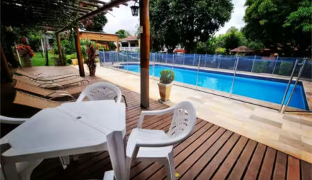 Casa à venda ou para alugar com 5 quartos, sendo 3 suítes, em Nova Gardênia, Atibaia, SP