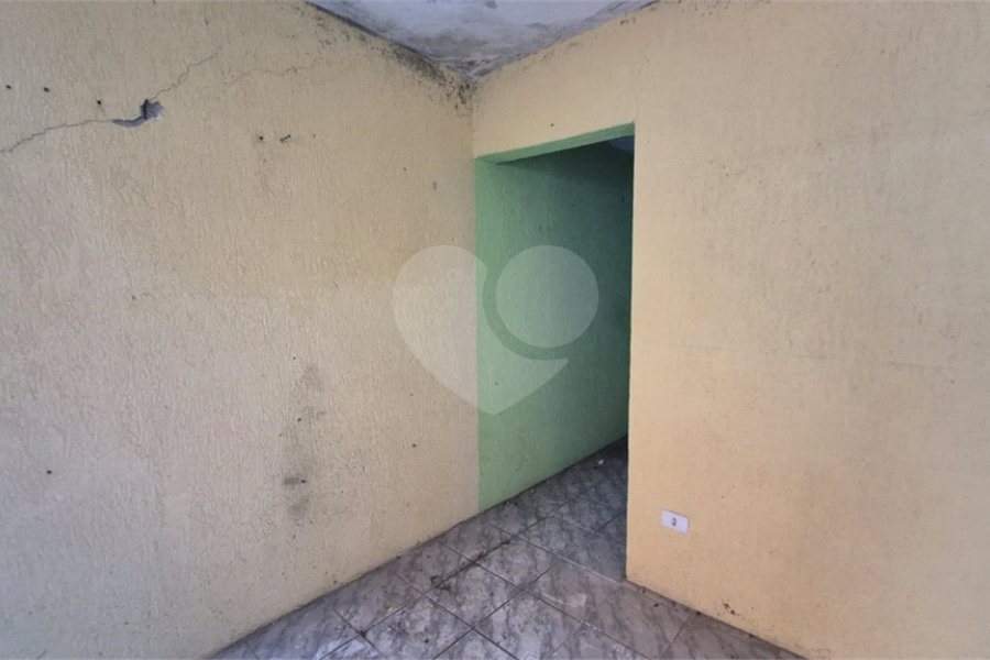 Sobrado à venda com 3 quartos em Jardim Labitary, São Paulo, SP