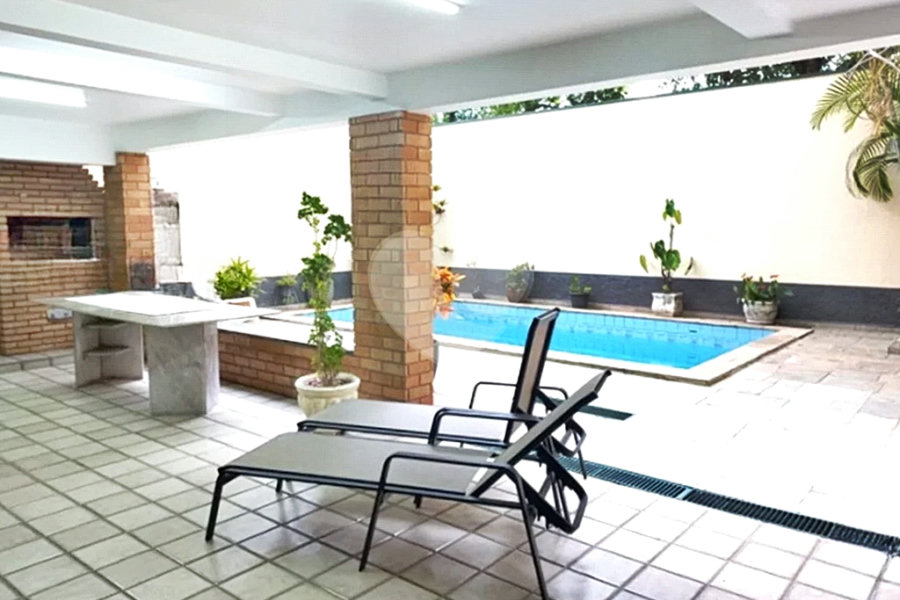 Sobrado à venda com 4 quartos, sendo 2 suítes, em Santana, São Paulo, SP