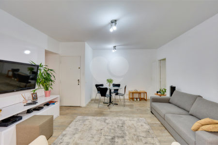 Apartamento à venda com 3 quartos, sendo 1 suíte, em Vila Olímpia, São Paulo, SP