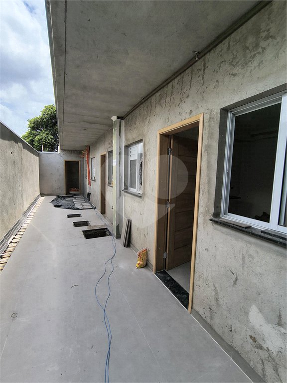 Apartamento à venda com 1 quarto em Guaianazes, São Paulo, SP