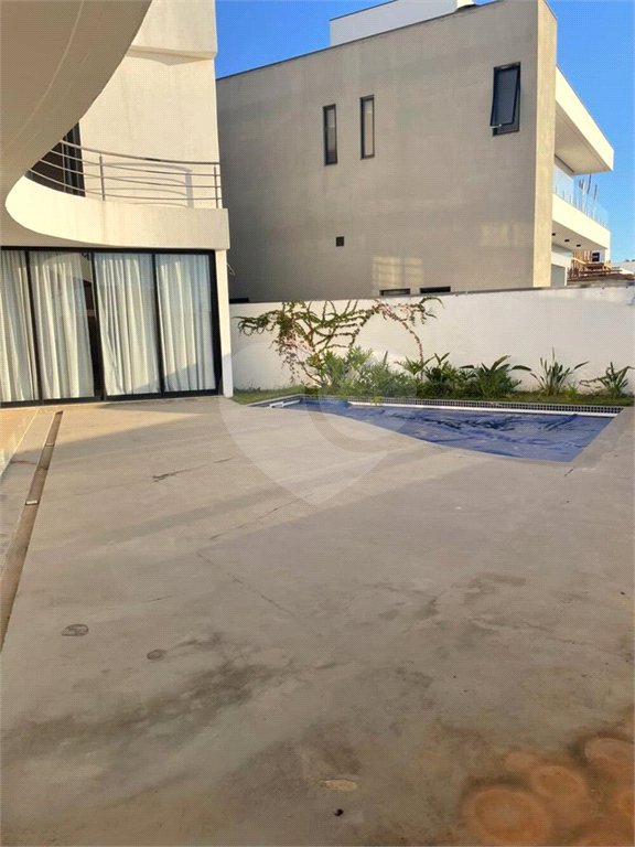 Casa à venda com 4 quartos, sendo 2 suítes,  no condomínio Residencial Castanheira, Sorocaba - SP