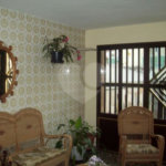 Casa Térrea à venda com 3 quartos, sendo 1 suíte, em Vila Constança, São Paulo, SP