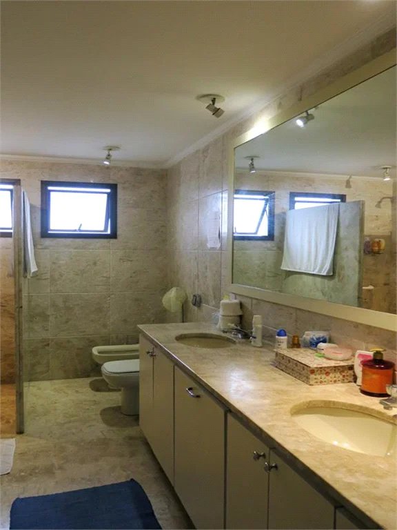 Apartamento à venda com 3 quartos, sendo 2 suítes,  em Real Parque, São Paulo, SP