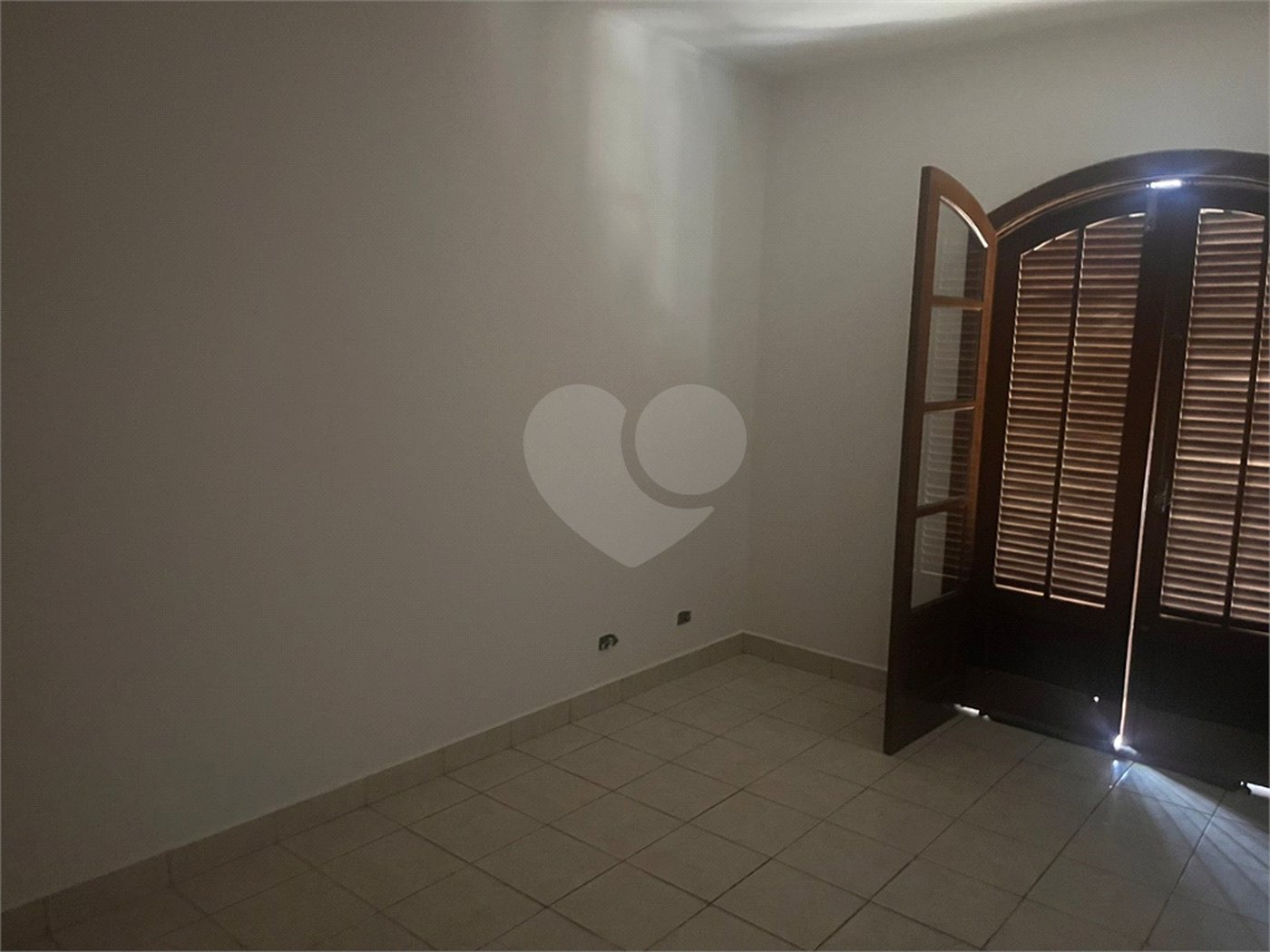 Sobrado à venda ou para alugar com 3 quartos, sendo 1 suíte, em Jardim Leonor Mendes de Barros, São Paulo, SP