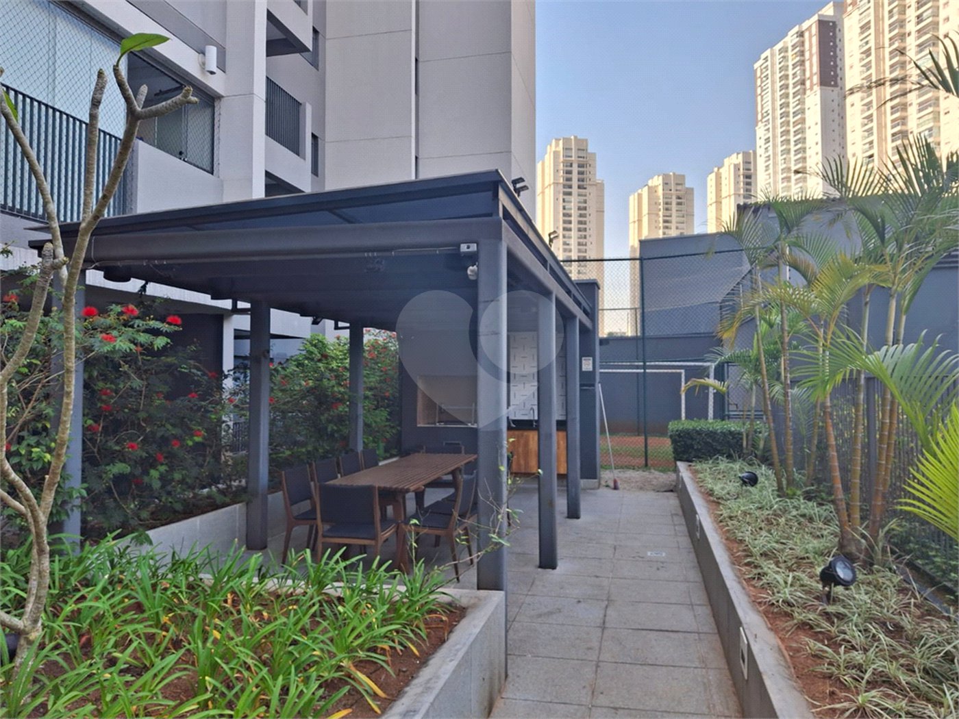 Apartamento à venda com 2 quartos, sendo 1 suíte,  em Ferreira, São Paulo, SP