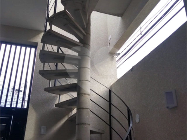 Casa à venda com 3 quartos, sendo 1 suíte,  no condomínio Casa de Rua, São Paulo - SP