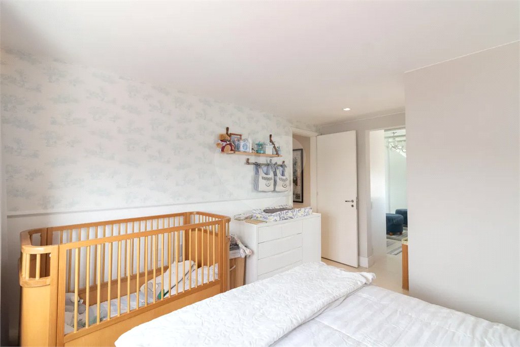Apartamento à venda com 2 quartos, sendo 1 suíte,  em Vila Sônia, São Paulo, SP