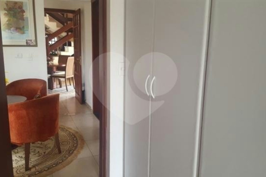 Sobrado à venda com 5 quartos, sendo 1 suíte, em Jardim Virginia Bianca, São Paulo, SP