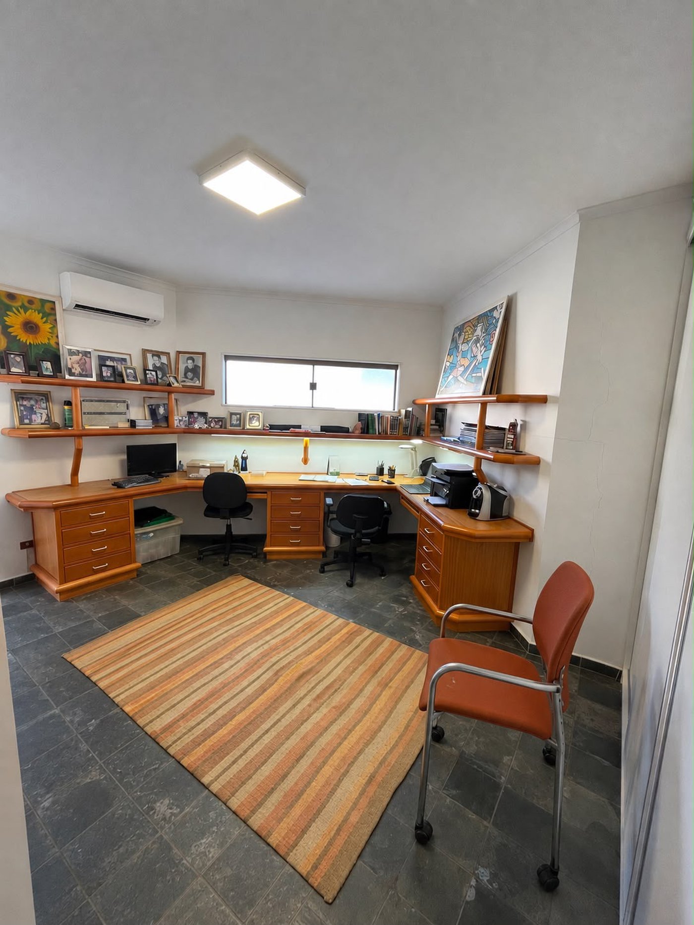Casa à venda com 3 quartos, sendo 1 suíte,  em Santos Dumont, Três Lagoas, MS