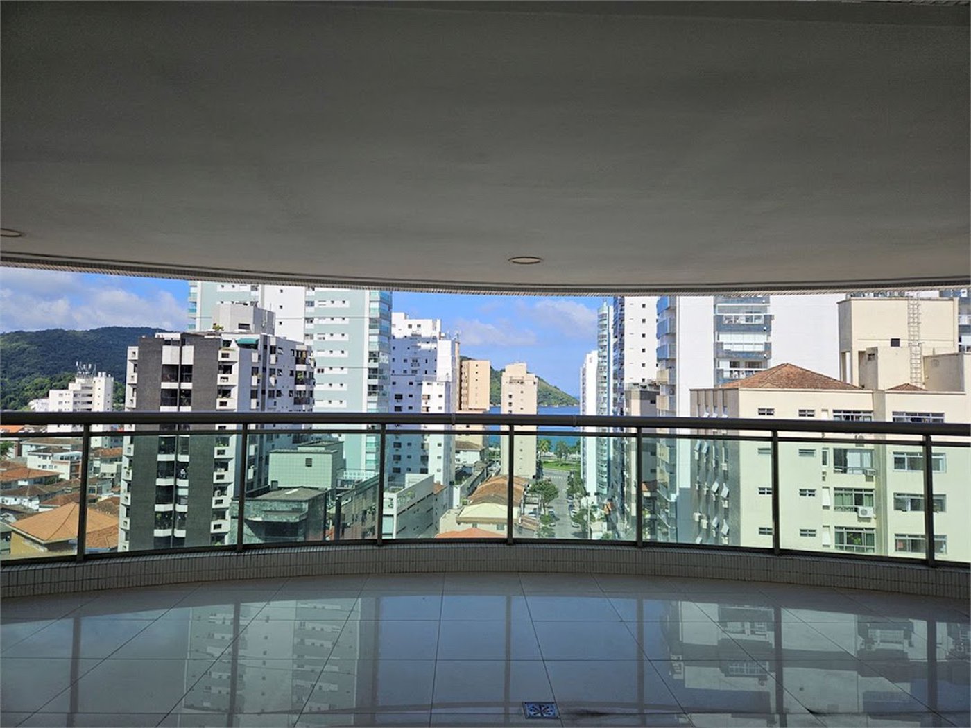 Apartamento com 4 dormitórios à venda, 538 m² por R$ 7.500.000,00 - Ponta da Praia - Santos/SP