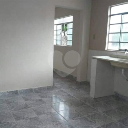 Casa de Vila à venda com 5 quartos em Jardim Santa Lúcia, Bragança Paulista, SP