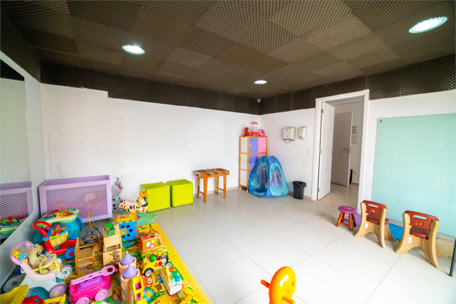 Cobertura à venda com 3 quartos, sendo 2 suítes,  em Santana, São Paulo, SP