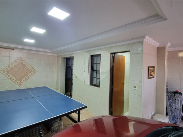 Sobrado à venda com 4 quartos, sendo 1 suíte,  em Tremembé, São Paulo, SP