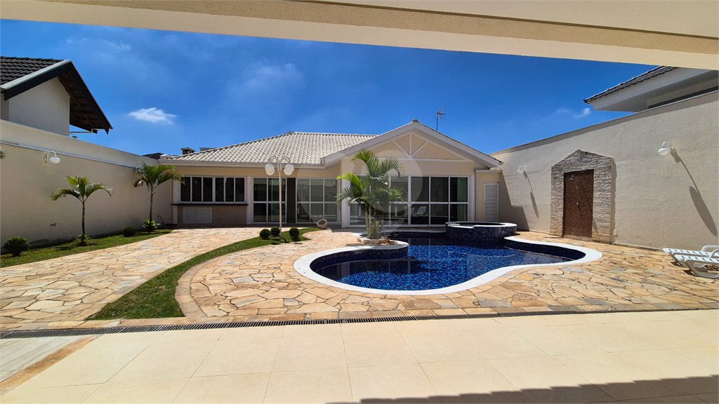 Casa à venda com 3 suítes no condomínio Ibiti do Paço, Sorocaba - SP