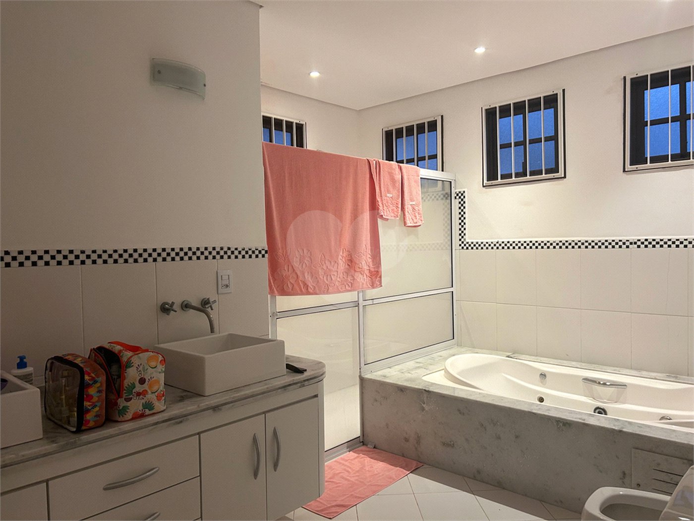 Casa Térrea à venda com 3 suítes em Alto da Boa Vista, São Paulo, SP