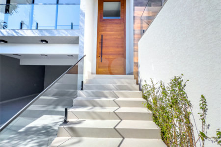 Casa à venda com 3 suítes em Jardim Paulista, Atibaia, SP