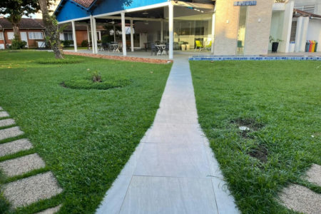 Casa com 1 dormitório à venda, 80 m² por R$ 300.000,00 - Loteamento João Batista Julião - Guarujá/SP