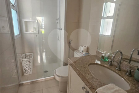 Apartamento à venda com 3 suítes em Santa Teresinha, São Paulo, SP