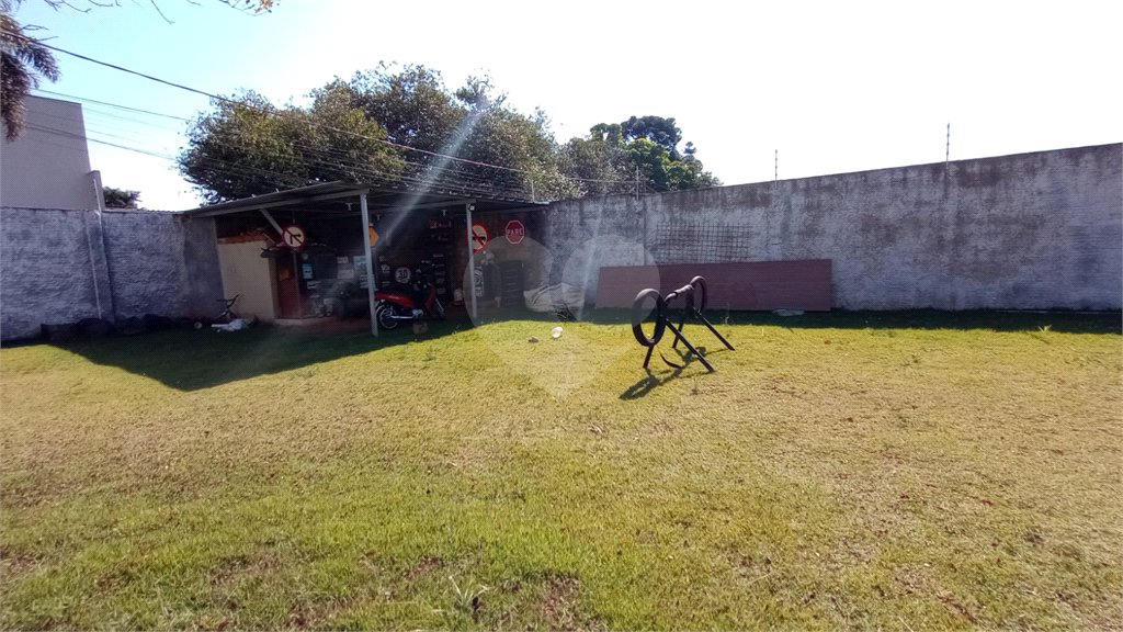 Casa à venda com 2 suítes em Vila Nastri, Itapetininga, SP