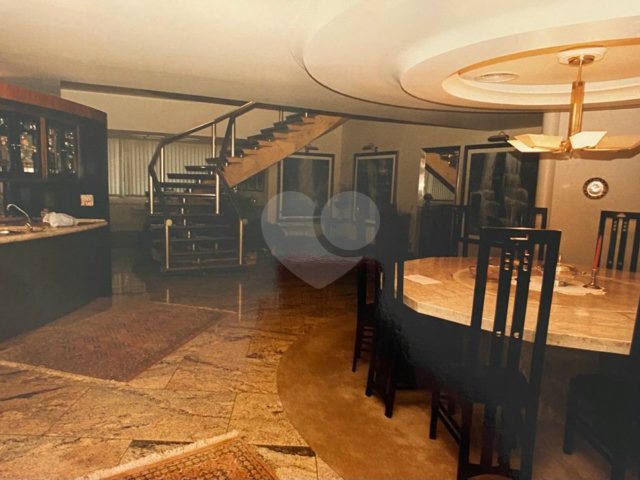 Casa à venda com 6 quartos, sendo 3 suítes,  em Serra da Cantareira, Mairiporã, SP