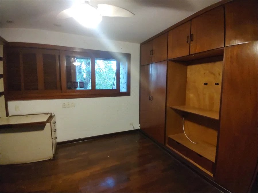 Sobrado à venda com 5 quartos, sendo 3 suítes, em Cidade Monções, São Paulo, SP
