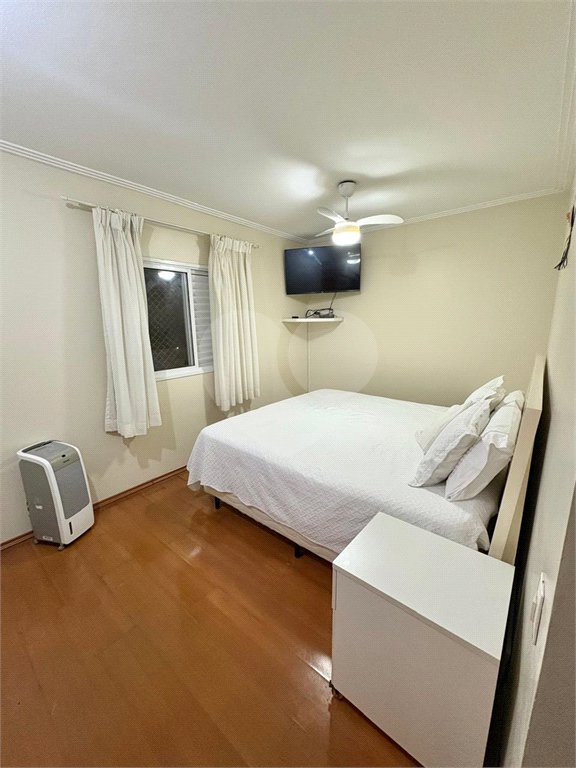 Apartamento à venda com 3 quartos, sendo 1 suíte, em Vila Oratório, São Paulo, SP