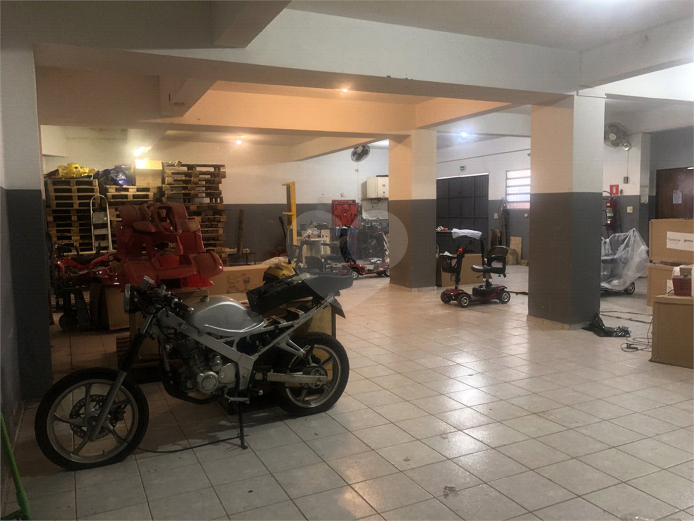 Prédio à venda em Imirim, São Paulo, SP