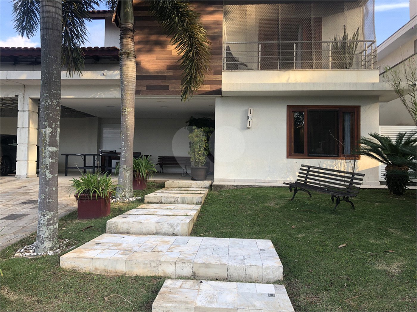 Casa à venda com 3 quartos, sendo 2 suítes,  no condomínio Aruã, Mogi das Cruzes - SP