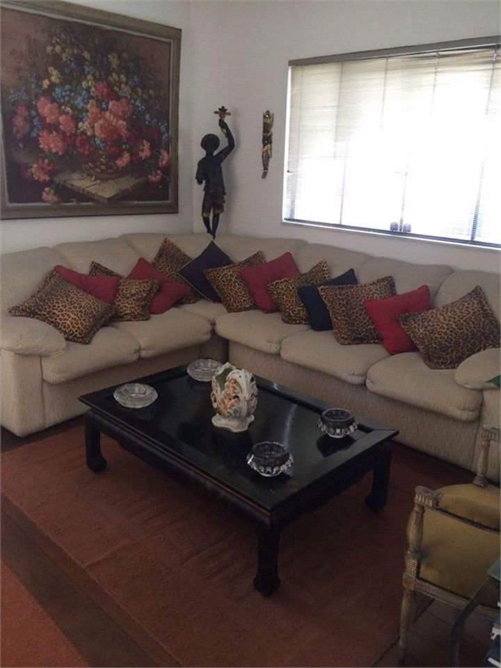 Apartamento Residencial à venda, Vila Maia, Guarujá - AP1033.