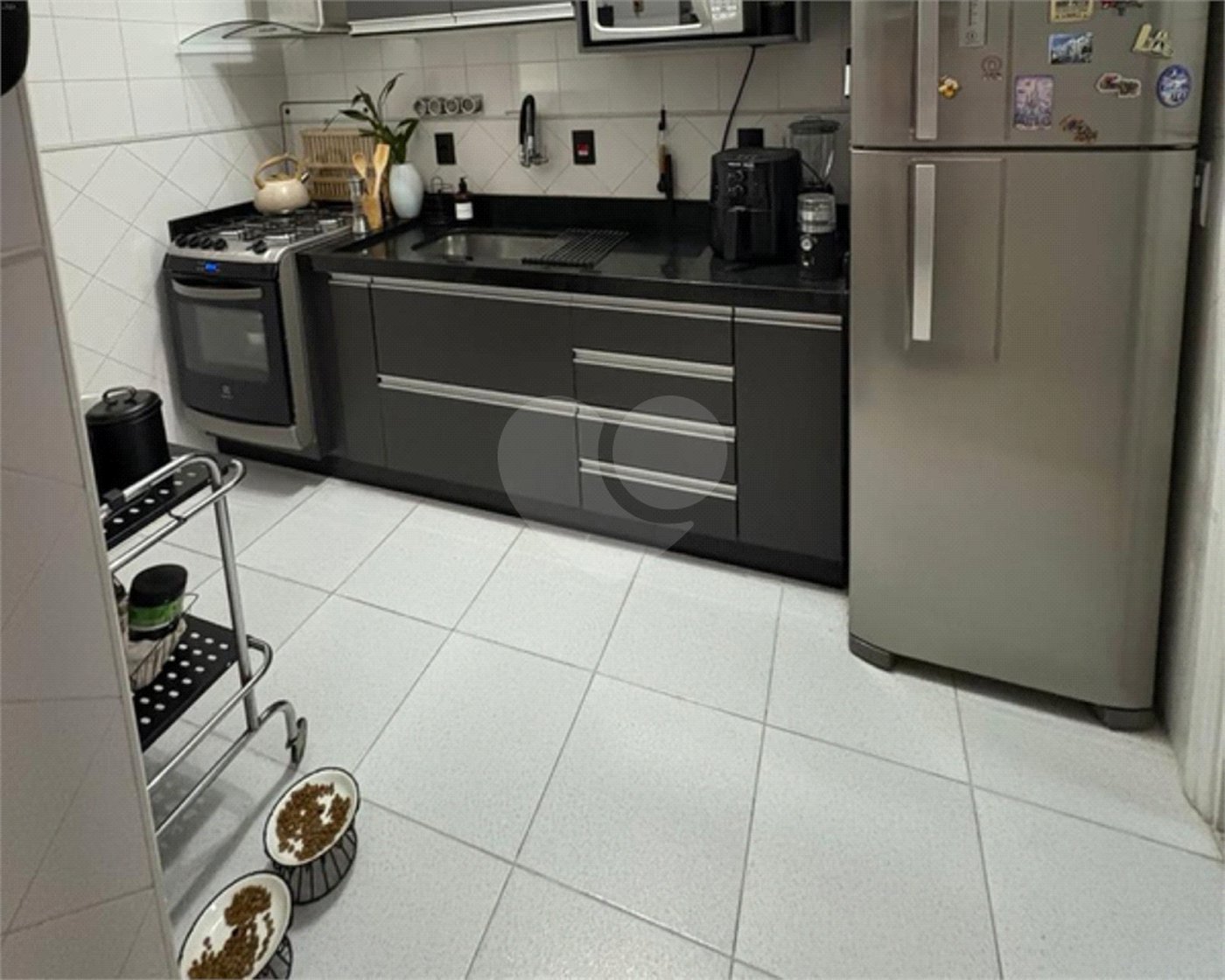 Apartamento à venda com 2 quartos em Jardim Leocádia, Sorocaba, SP
