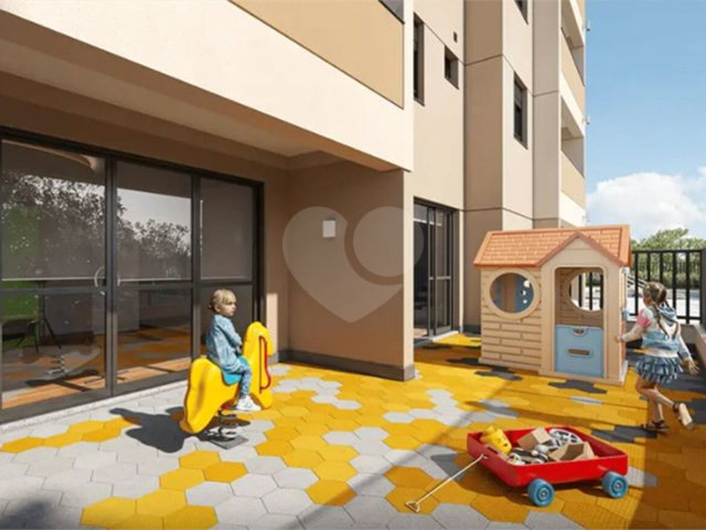 Apartamento à venda com 3 quartos, sendo 1 suíte,  em Mirandópolis, São Paulo, SP