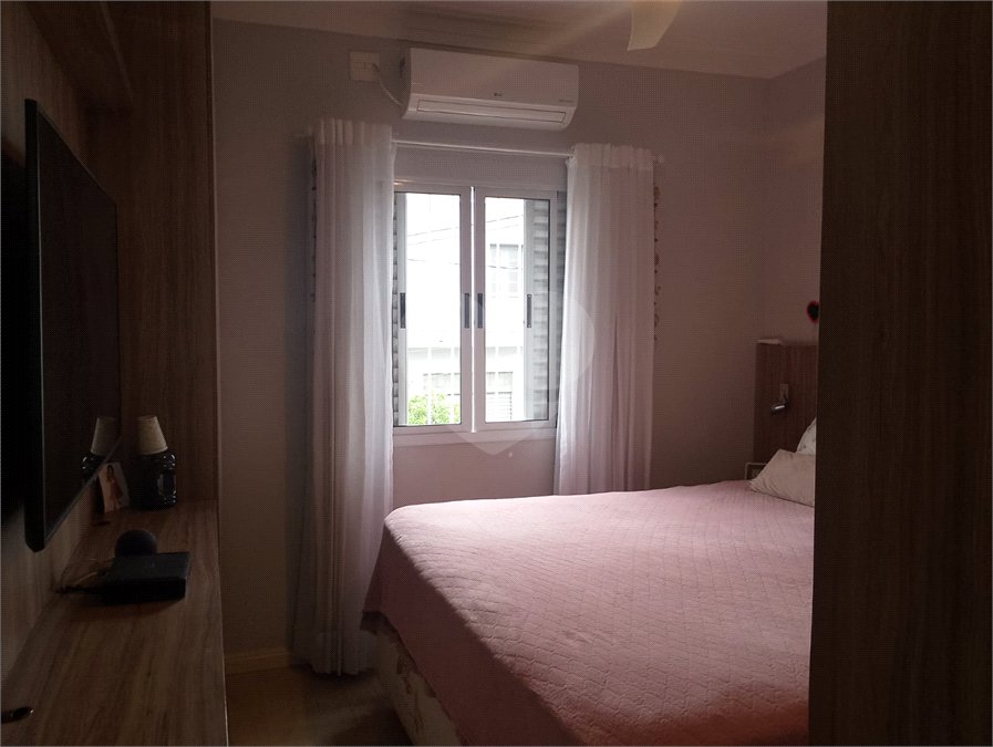 Sobrado à venda com 3 quartos, sendo 2 suítes, em Vila Dom Pedro I, São Paulo, SP