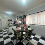 Casa à venda com 3 quartos, sendo 1 suíte, no condomínio Residencial Delle Stelle, Louveira - SP