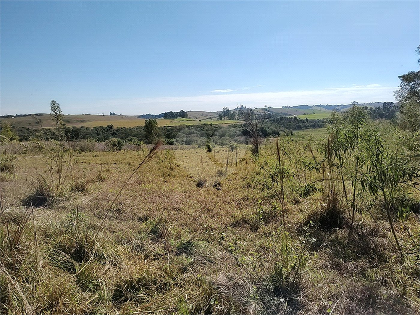Sítio à venda com 3 quartos, sendo 1 suíte,  em Da Barra, Salto de Pirapora, SP