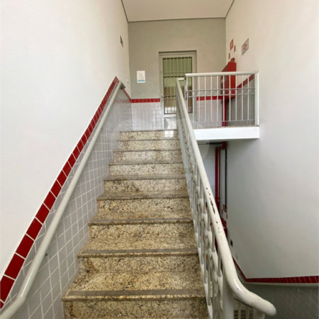 Sala para alugar em Vila Romanópolis, Ferraz de Vasconcelos, SP