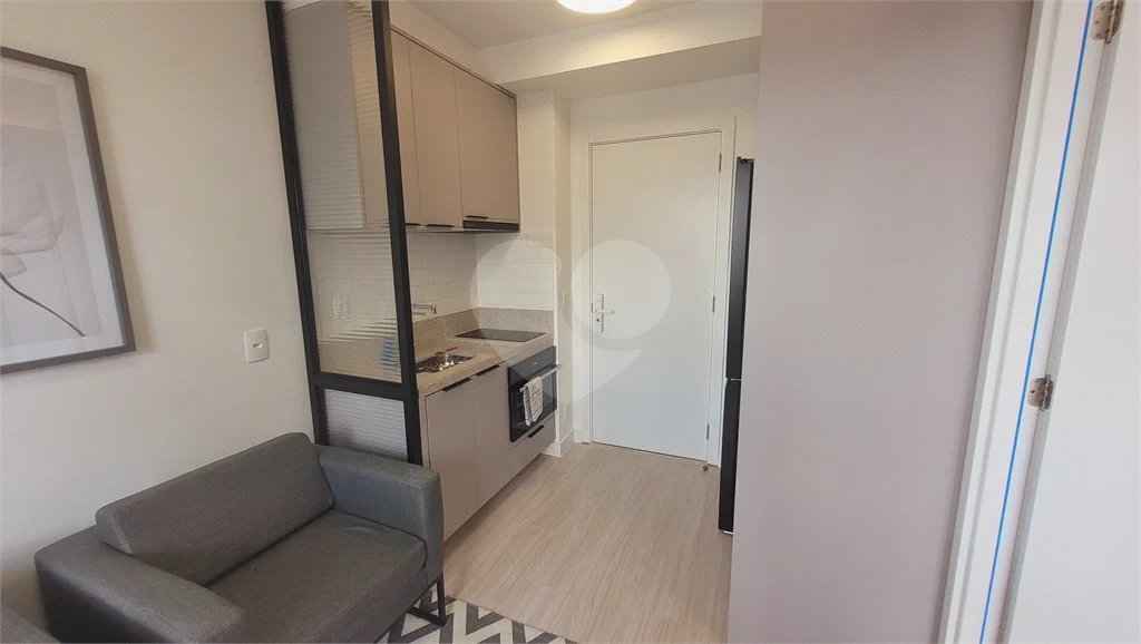 Studio sofisticado, totalmente mobiliado e pronto para morar