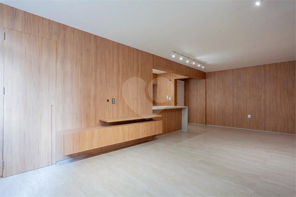 Apartamento a venda no Jardim América , com 96 m², 2 Suítes, Reformado , 1 Vaga