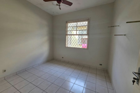 Sobrado com 3 dormitórios à venda, 129 m² por R$ 638.000,00 - Encruzilhada - Santos/SP
