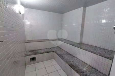 Apartamento à venda com 2 quartos, sendo 1 suíte, em Praça da Bandeira, Rio de Janeiro, RJ