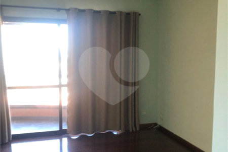 Apartamento à venda com 3 quartos, sendo 1 suíte,  em Perdizes, São Paulo, SP