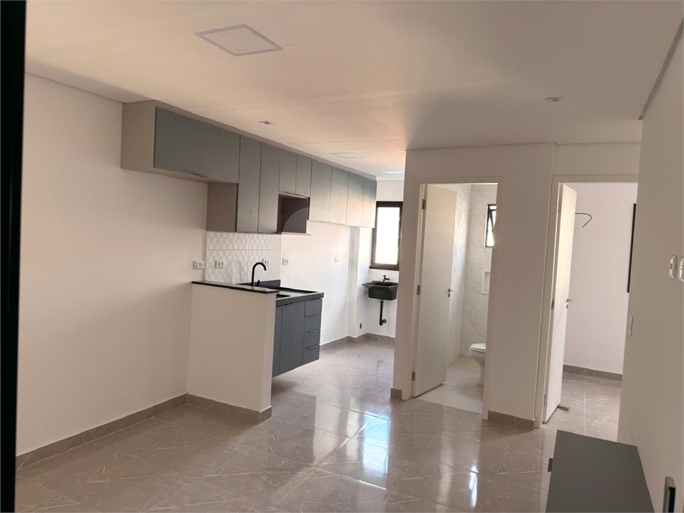 Apartamento à venda com 2 quartos em Parque Vitória, São Paulo, SP