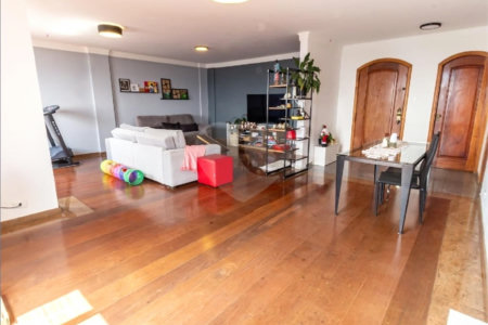 Apartamento à venda com 3 quartos, sendo 1 suíte,  em Mooca, São Paulo, SP