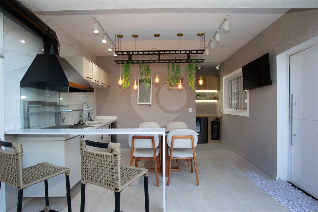 Casa à venda com 3 quartos, sendo 1 suíte, em Jardim Colonial, Atibaia, SP