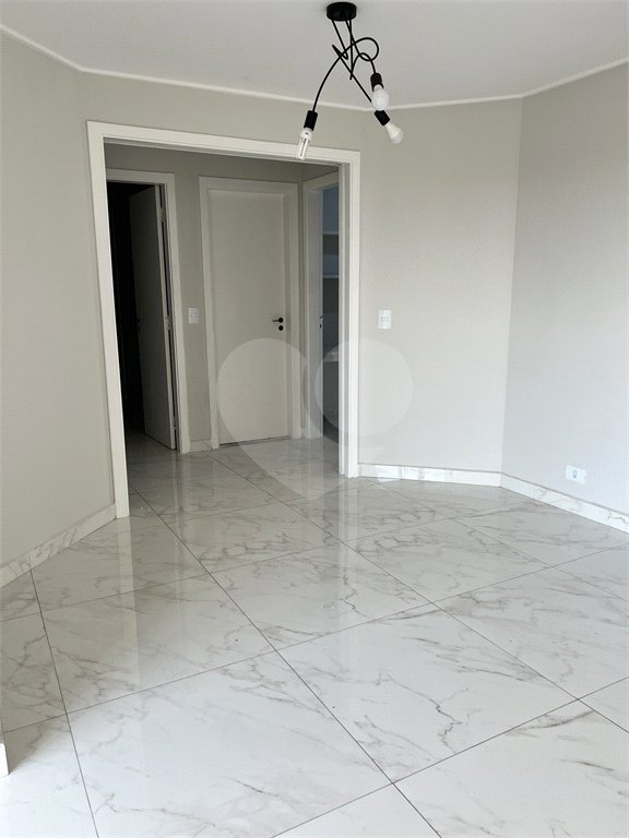 Apartamento à venda com 2 quartos, sendo 1 suíte, em Vila Roma, Itu, SP